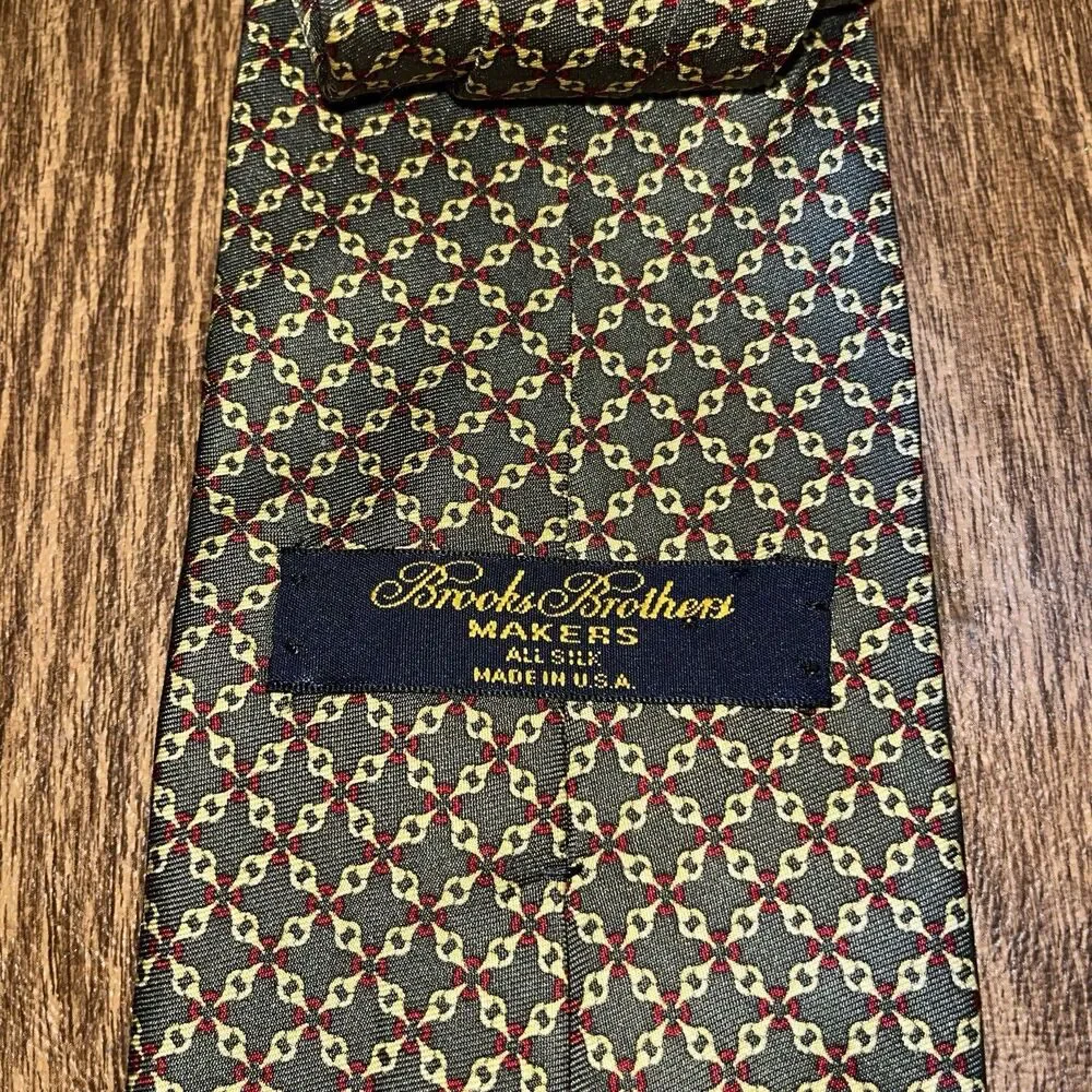 Brooks Bothers Maker Necktie Men’s Geometric Silk Made In‎ The USA Olive Green